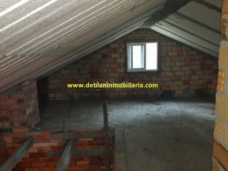Foto 2e4e47ac-72e4-436f-8428-c76c9d4750a8. Chalet with heating parking in Rosal (O)