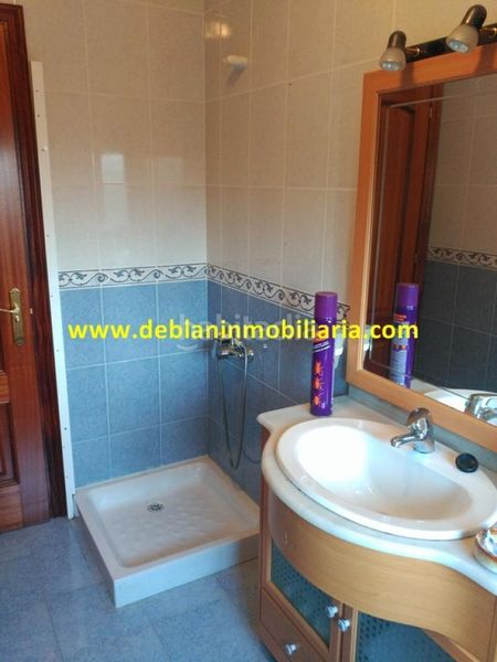 Foto b354f41d-e09f-4c82-a890-4ef627a82e84. Chalet with heating parking in Rosal (O)