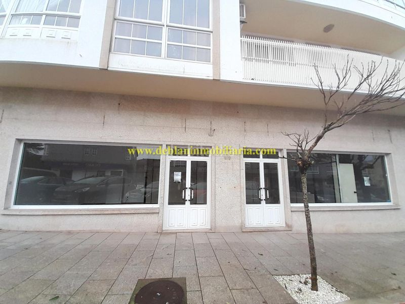 Foto 8ecdce07-048d-4ce5-9e4d-6c12ba0846c0. Lloguer local comercial a Tui
