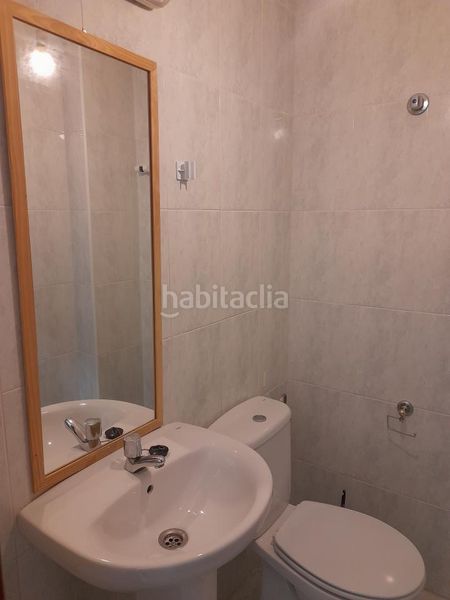 Foto 2bfbf029-92e1-4779-b2d5-53d3df5daee2. Lloguer local comercial a Tui