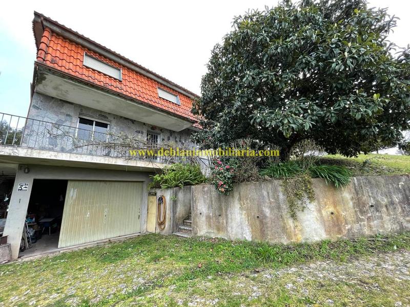 Foto b4978222-3633-487d-b3dc-ae91bcef6fea. Casa en Tui