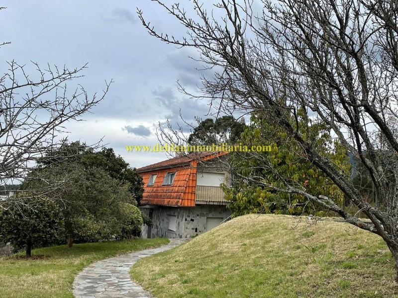 Foto e5c49ba9-85d3-4f0f-aafa-5b007428ba5e. Casa en Tui