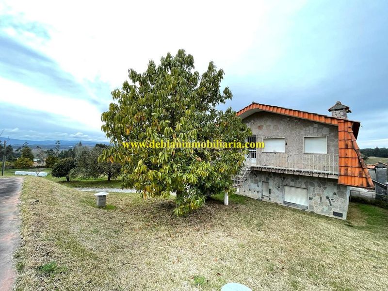 Foto 37ca3225-5551-49d4-965e-2a9f5154c76a. Terreny residencial a Tui