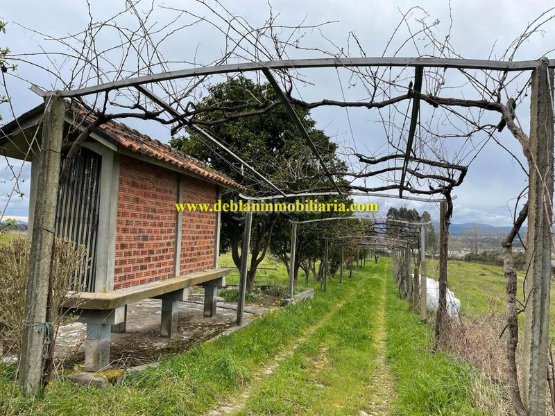 Foto 424fc459-7aca-4c9d-843d-6ec5c8d71922. Terreny residencial a Tui
