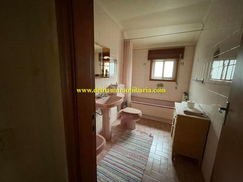 Foto 59cdb484-314f-45bc-81bb-22e75581c95b. Terreny residencial a Tui