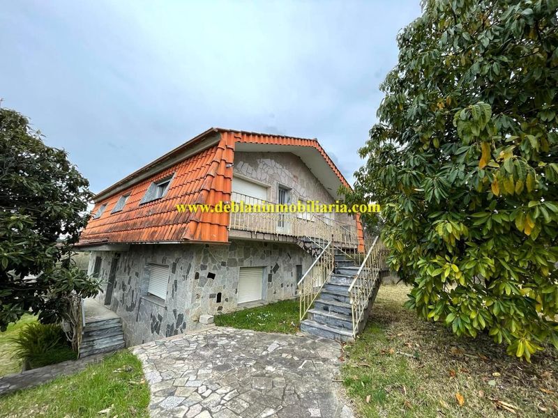 Foto 9049808b-f854-40a9-a916-ec52899684e9. Terreny residencial a Tui