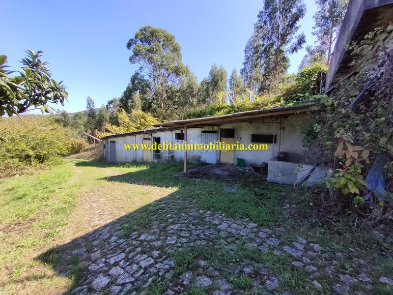 Foto bb6495a2-28fa-4433-857b-3ec12134f0fd. Terreny residencial a Tui