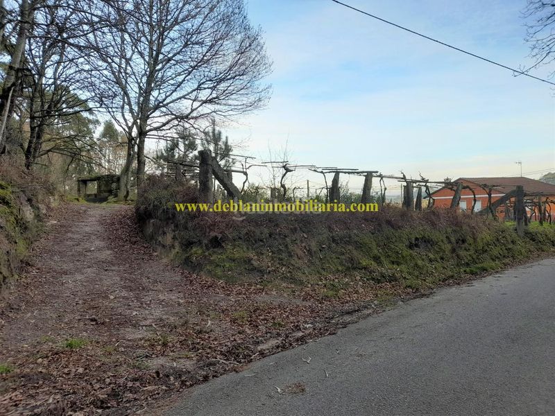 Foto 4eefb2b7-f15d-43af-891c-e3a49c860bce. Terreny residencial a Tui