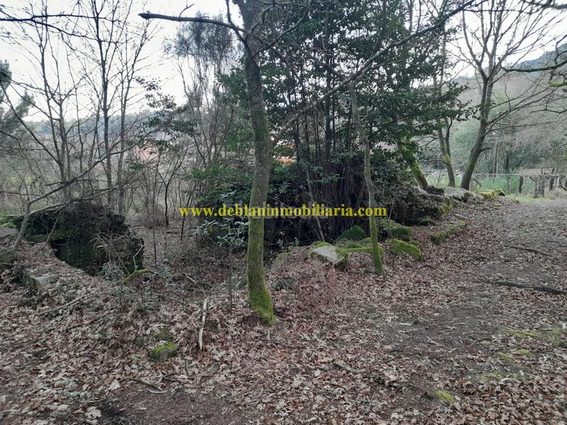 Foto 601e70ac-0364-434d-bc06-97ecb120e376. Terreny residencial a Tui