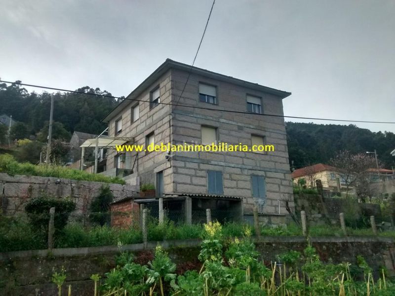 Foto ad9e4b50-9c48-4e7e-9b52-6df68566257b. Casa a Coiro Cangas