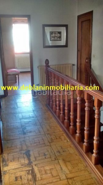 Foto 9a9377e8-a1e1-4979-ae15-3a4568bb4cd5. Casa en Tui