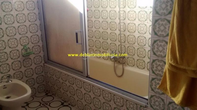 Foto f2bafdbb-a3fc-4f13-94a4-8ed2f44b2384. Casa en Tui