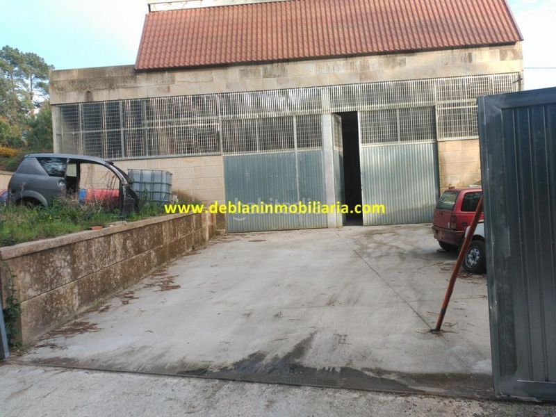 Foto 5995700c-d207-4b30-9c16-469e8bfd7738. Location bâtiment à usage industriel dans Tui