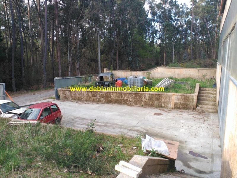 Foto 6576f37d-ae97-4456-b587-aa557a5ed9ba. Location bâtiment à usage industriel dans Tui