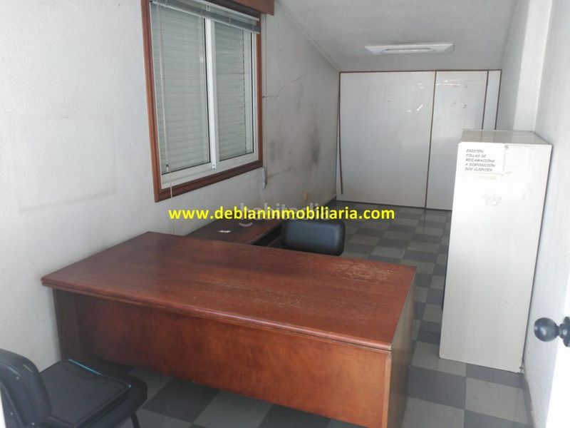 Foto 3edd2c64-87bc-47cc-8146-68985f795d70. Lloguer local comercial a Tui