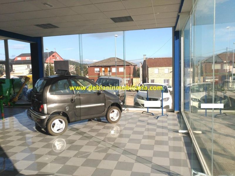 Foto bc8c4d95-2e1e-4222-829e-23bdf54a9951. Lloguer local comercial a Tui
