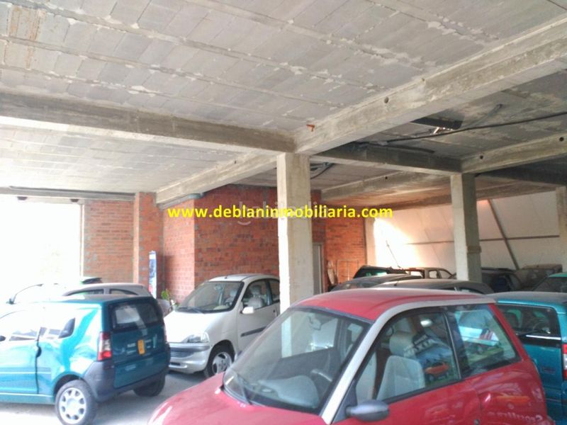 Foto 0be44e3c-2822-4442-9156-8cd2f6a9cf07. Lloguer local comercial a Tui