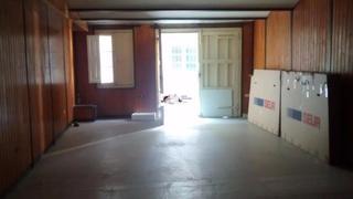 Local commercial  N/a