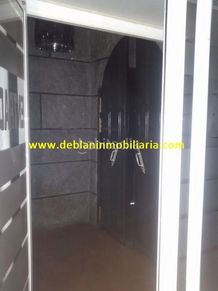 Foto 88af6641-d608-48fe-b497-c2de60d45ebb. Lloguer local comercial a Tui