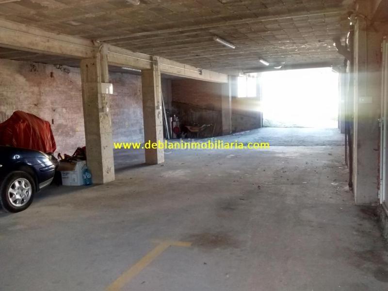 Foto a8491a79-300d-45e1-8310-7f79d4192f64. Local commercial dans Darbo Cangas