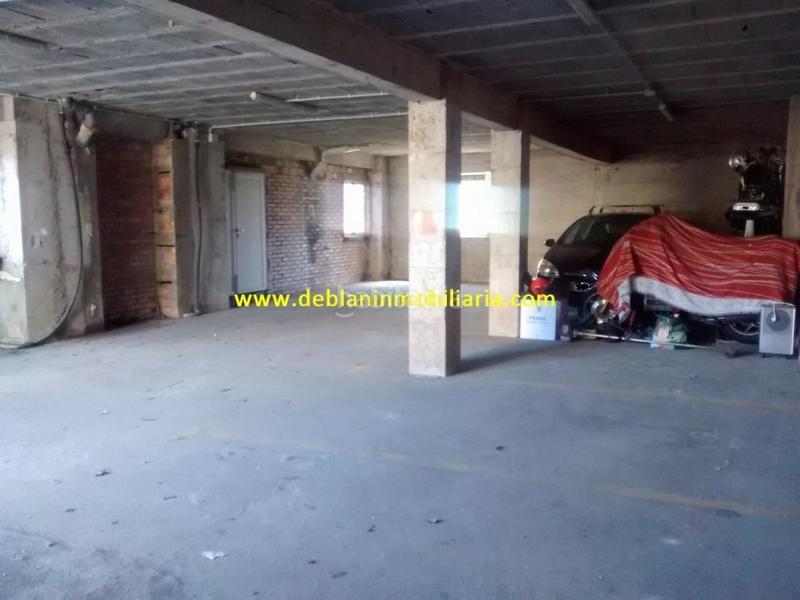 Foto b8dbb2d1-3b7d-46ad-9ddb-2fec1f6baf29. Locale commerciale in Darbo Cangas