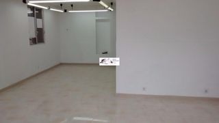 Locale commerciale in Calle Singulis