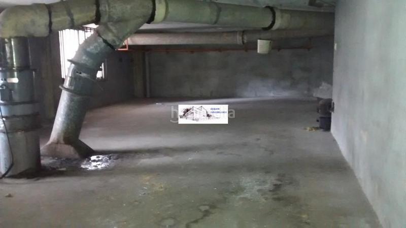 Foto 1c9ff362-4797-449d-bc88-d73bed72f316. Location local commercial dans Tui