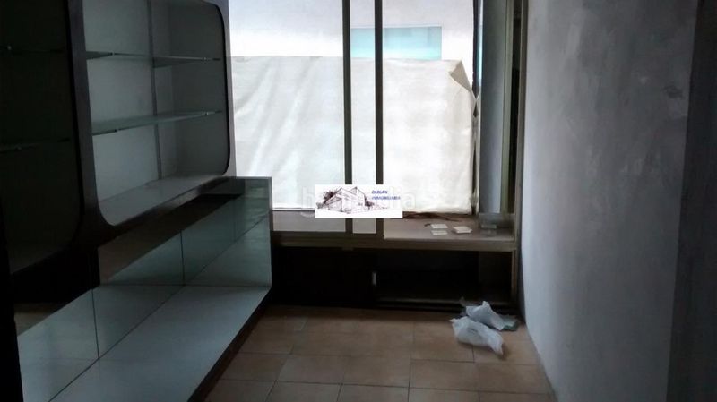 Foto b5571b6f-c48c-412a-a216-6516be5ab50d. Lloguer local comercial a Tui
