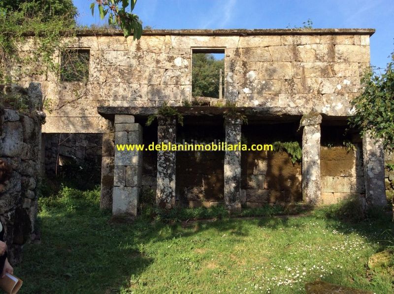 Foto 1a87ef27-e684-4532-a39e-3809802f416c. Finca rústica en Crecente