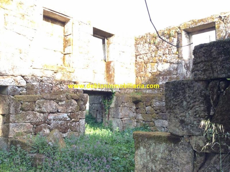 Foto 3d97c223-4500-4573-b5a3-a75a249d6e2b. Finca rústica en Crecente