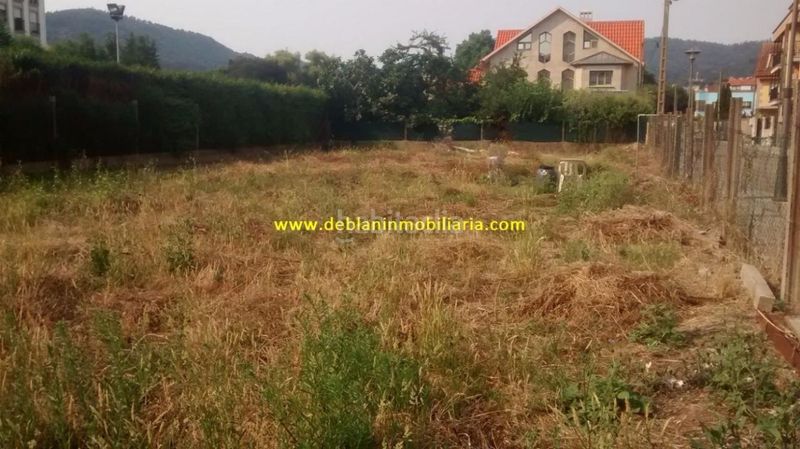 Foto 108c3809-05dc-4429-84e5-5586aedc9859. Terreny residencial a Coiro Cangas