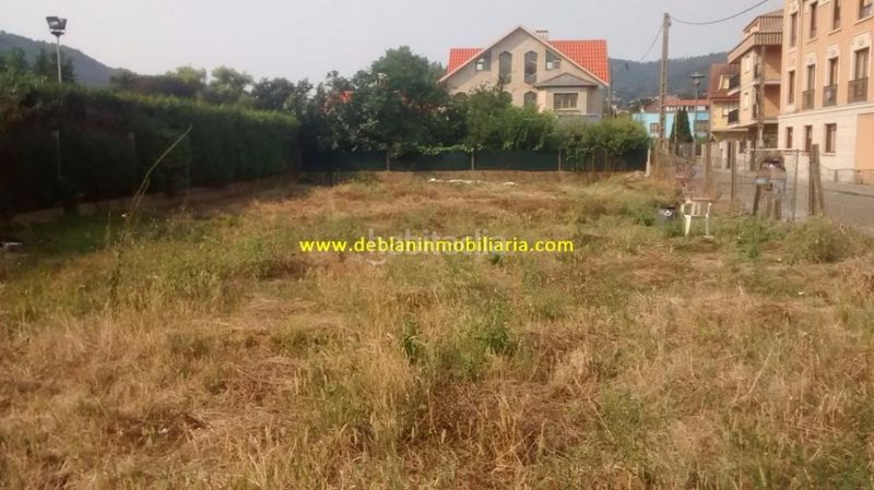 Foto b67be5ae-206e-41c8-a311-1cdebb381639. Terreny residencial a Coiro Cangas
