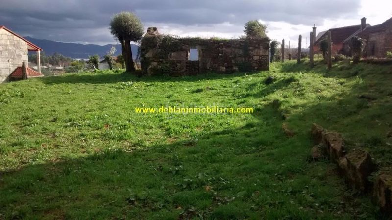 Foto 1114a819-d648-41fe-9b13-36463d686f53. Terreny residencial a Tui
