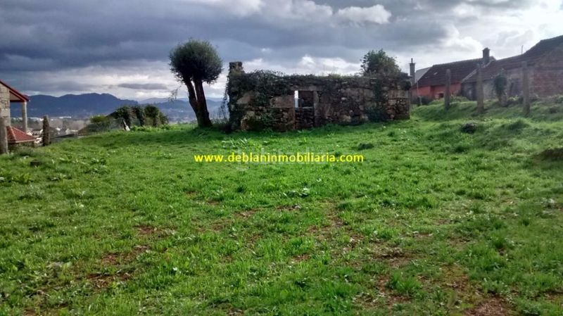 Foto b831872d-3293-4cdb-bfdb-6bb1d00f21ae. Terreny residencial a Tui