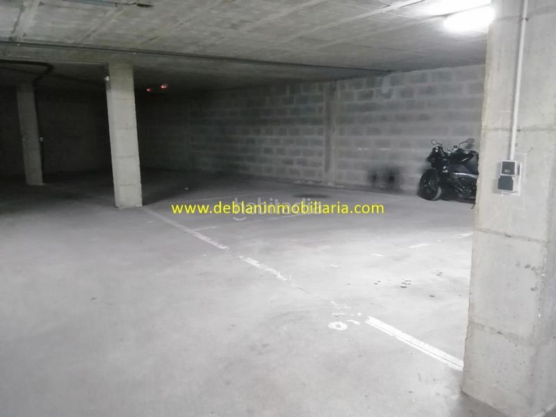 Foto 4840d0b6-2c6d-4fec-b045-84200a3703f9. Aparcament cotxe a Tomiño