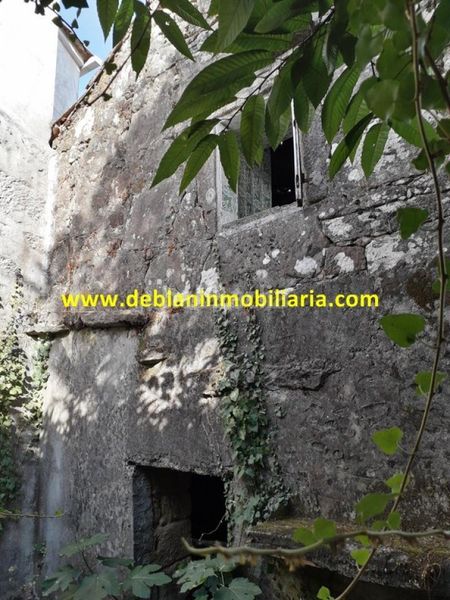 Foto b530c3cb-73e4-4a74-9bd1-d219771891d1. Maison dans Tui
