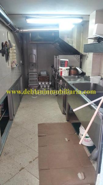 Foto 4b09075d-65fc-4890-b2d9-891bb24dec6d. Alquiler local comercial en Cangas pueblo Cangas