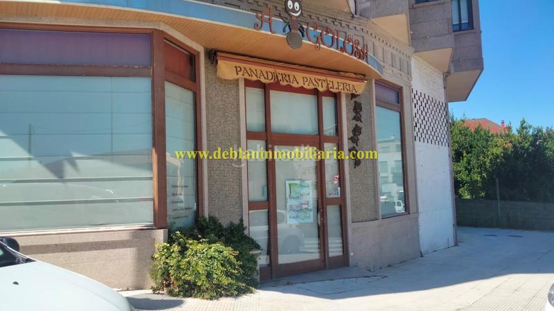 Foto 41c4c33e-c56c-4821-b6af-2ea273194dcb. Lloguer local comercial a Cangas pueblo Cangas
