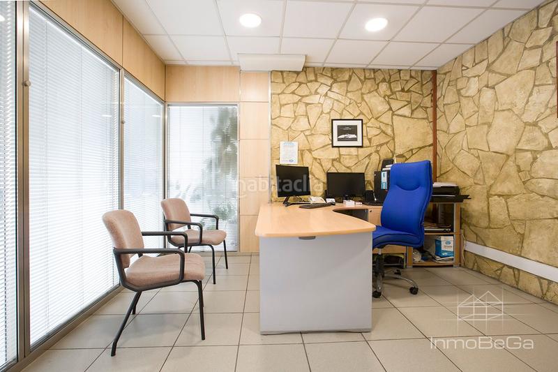 Foto 66de9f52-f975-4759-a682-7d390d125266. Industrial building in Urbi Basauri