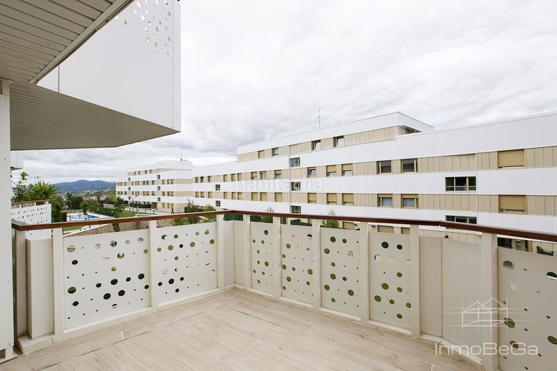 Foto e631f16a-0c02-4f1b-aebb-96f5764aeb5c. Flat with heating parking pool in Txoierri-Ondiz-Udondo Leioa