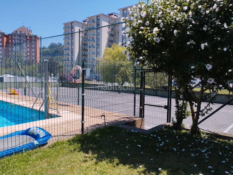 Foto 04e49f0b-c6f3-4cb3-b9b2-7dc36e72059f. Etagenwohnung mit heizung parking pool in Carlos V Laredo