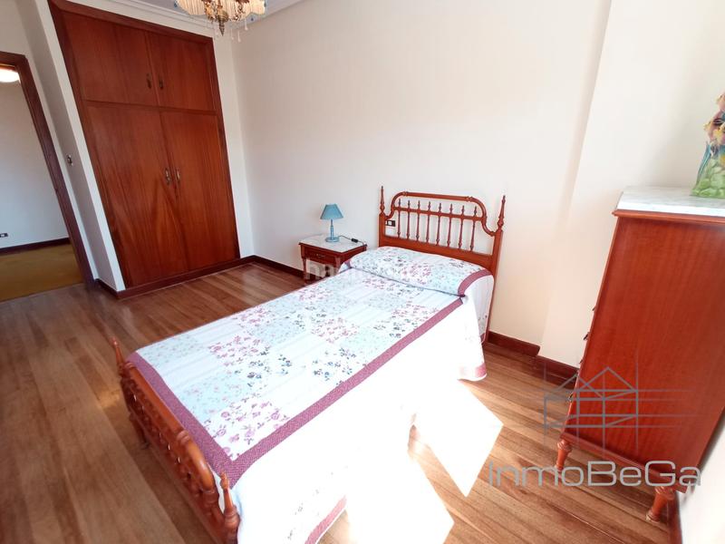 Foto ebb566d7-0393-402f-8a54-5754a849a7e3. Etagenwohnung mit heizung parking pool in Carlos V Laredo