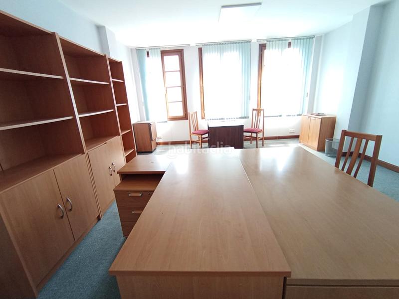 Foto 405165c2-651d-484f-8937-d69c72b8df37. Rent office space in Las Arenas Getxo