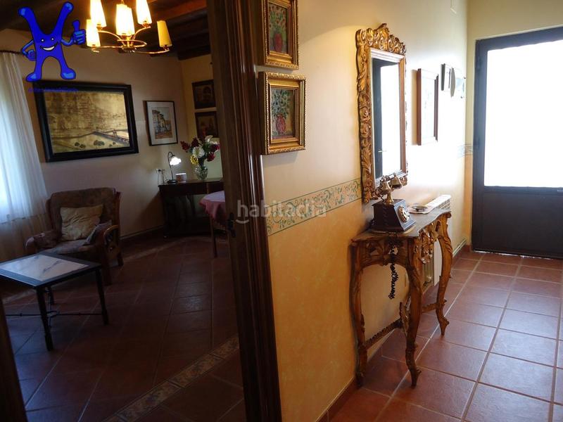 Foto d7c2cdaf-342e-4058-9c0e-53589c66e30c. Maison avec parking dans San Pedro de Rozados