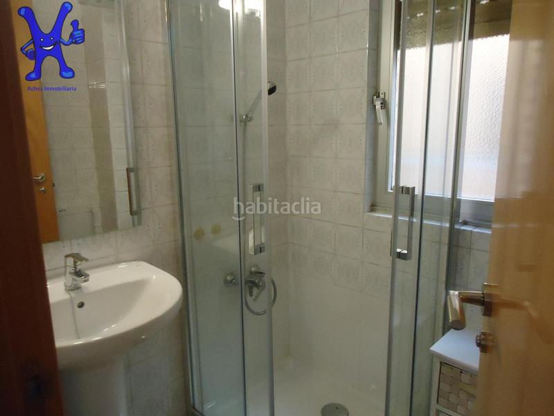 Foto 19e25b46-b9d9-4860-8ad0-d6d6811bfec0. Alquiler piso tres habitaciones, dos baños, con balcón y altura. vale la pena ir a verlo! en Salamanca