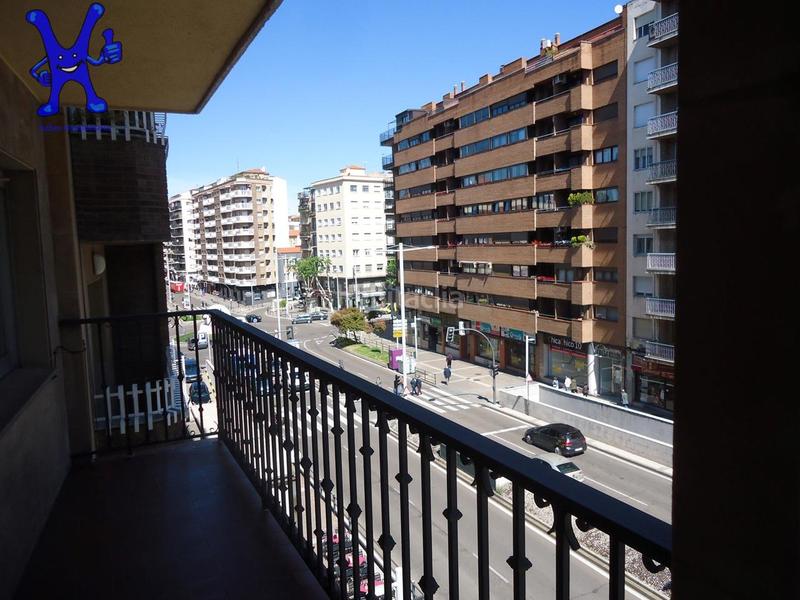 Foto 3af97694-b846-4eb7-9b6b-88f9fb82a6d4. Alquiler piso tres habitaciones, dos baños, con balcón y altura. vale la pena ir a verlo! en Salamanca