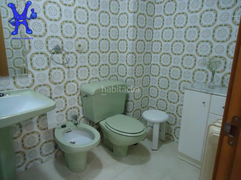 Foto 69597d8d-c818-46f3-b3a1-92337ebdd01b. Alquiler piso tres habitaciones, dos baños, con balcón y altura. vale la pena ir a verlo! en Salamanca