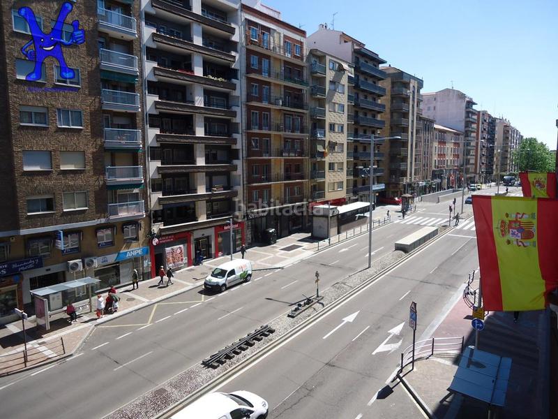 Foto 9c63471c-a202-4740-ae9a-774a6a8510d4. Alquiler piso tres habitaciones, dos baños, con balcón y altura. vale la pena ir a verlo! en Salamanca