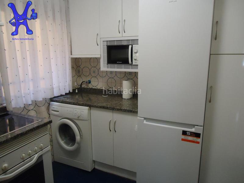 Foto eba10758-0059-4542-94d6-d3290c71e297. Alquiler piso tres habitaciones, dos baños, con balcón y altura. vale la pena ir a verlo! en Salamanca