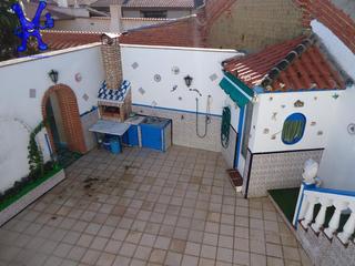 Casa  Ronda. Junto a gomecelo, chalet urbano con parcela